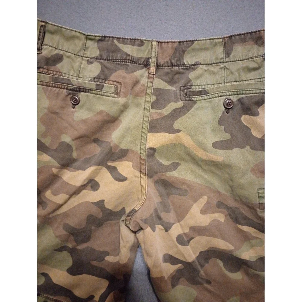 Arizona Jeans Camo Shorts SZ 36